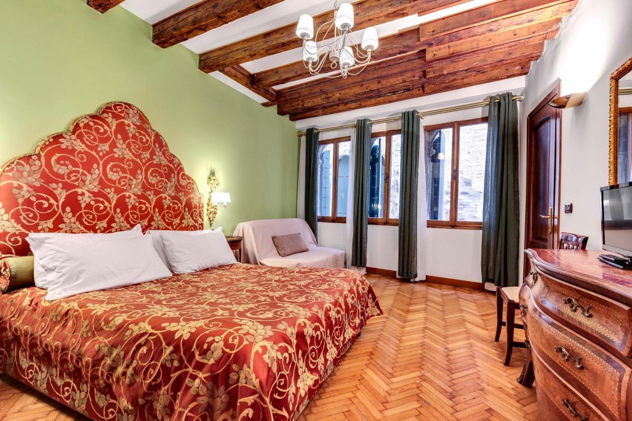 San Marco Superior Apartments By Wonderful Italy Velence Kültér fotó