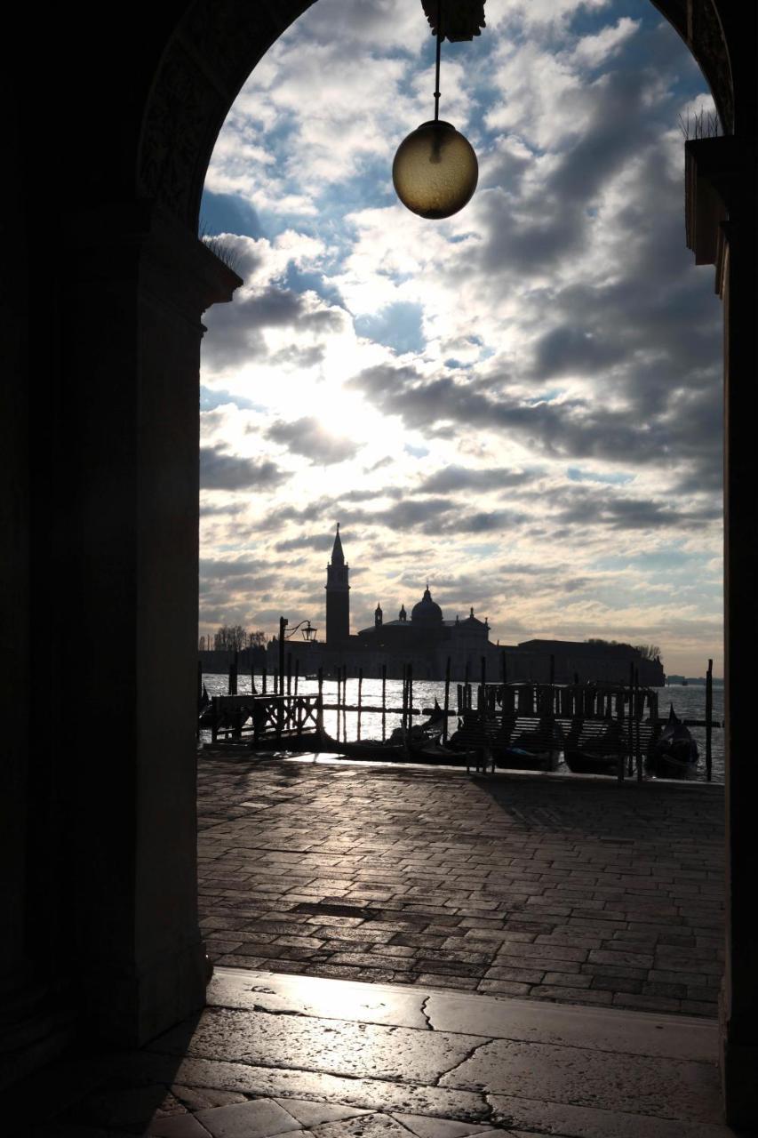 San Marco Superior Apartments By Wonderful Italy Velence Kültér fotó