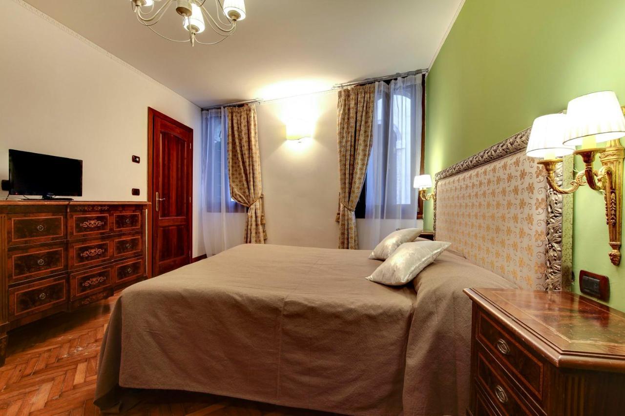 San Marco Superior Apartments By Wonderful Italy Velence Kültér fotó