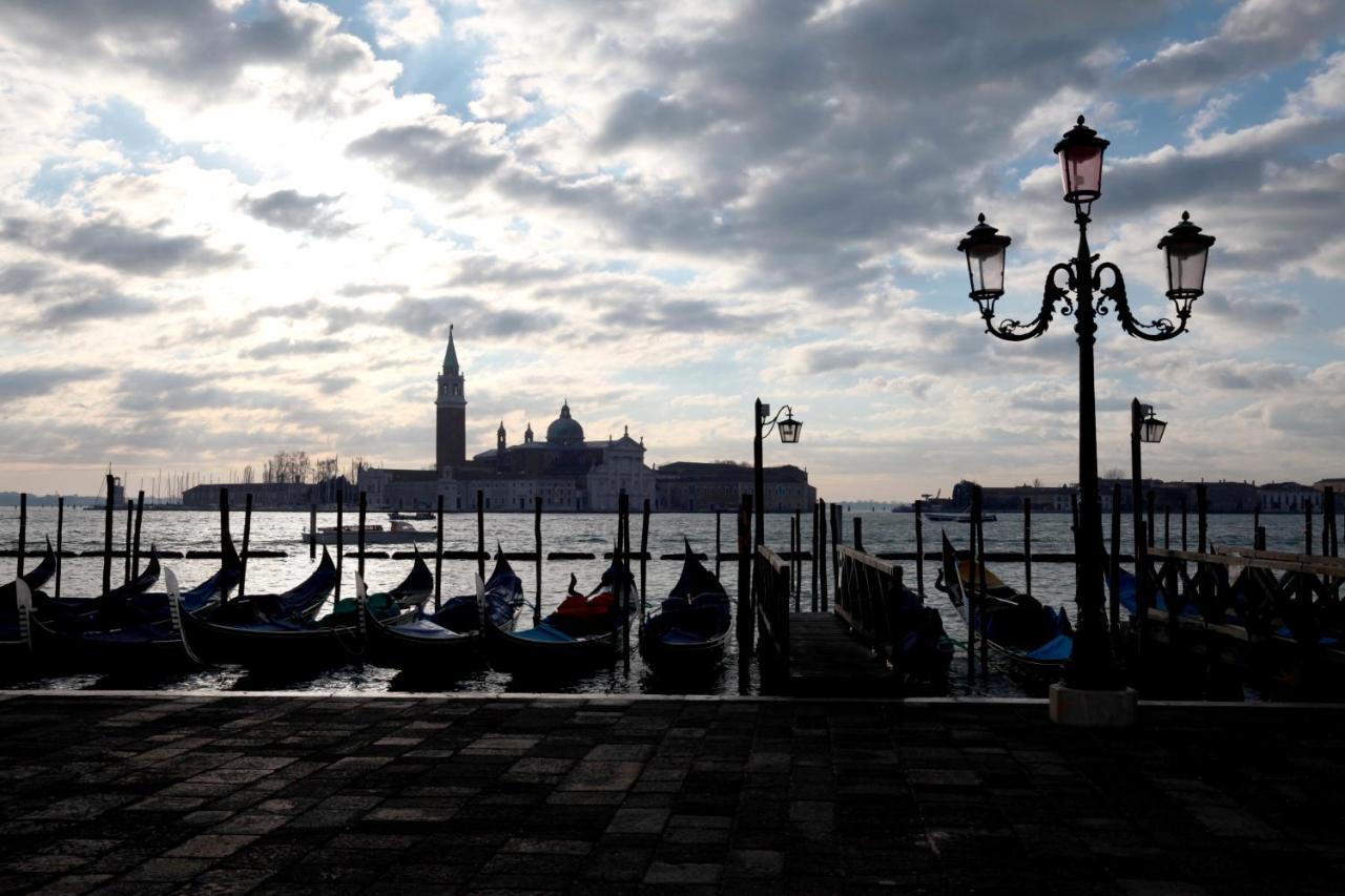 San Marco Superior Apartments By Wonderful Italy Velence Kültér fotó