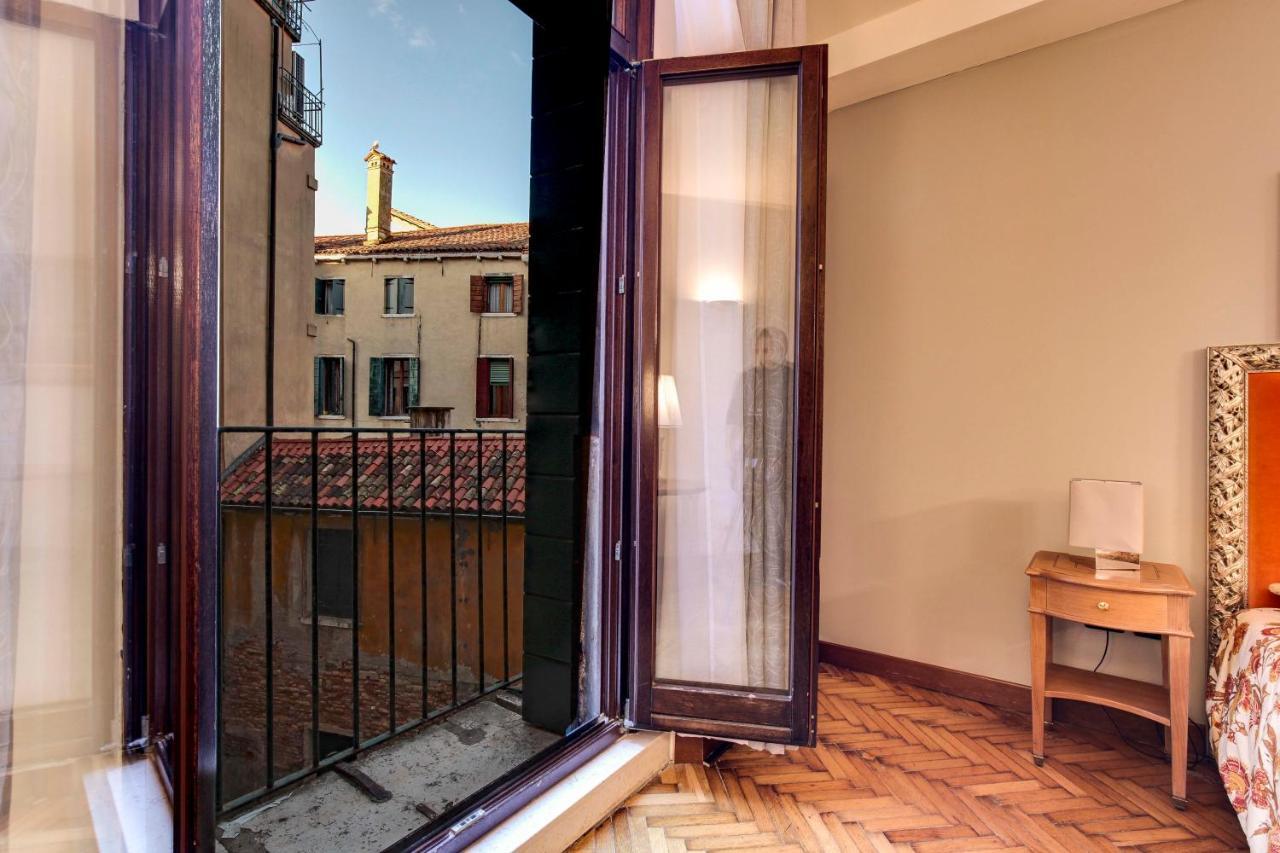 San Marco Superior Apartments By Wonderful Italy Velence Kültér fotó
